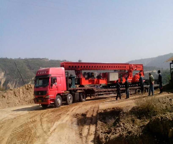 23米長螺（luó）旋鑽機